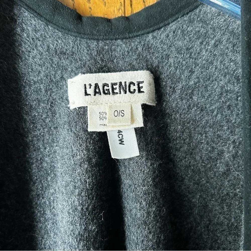 L’AGENCE Wool / Cashmere Fringed Gray Cape | One Size
